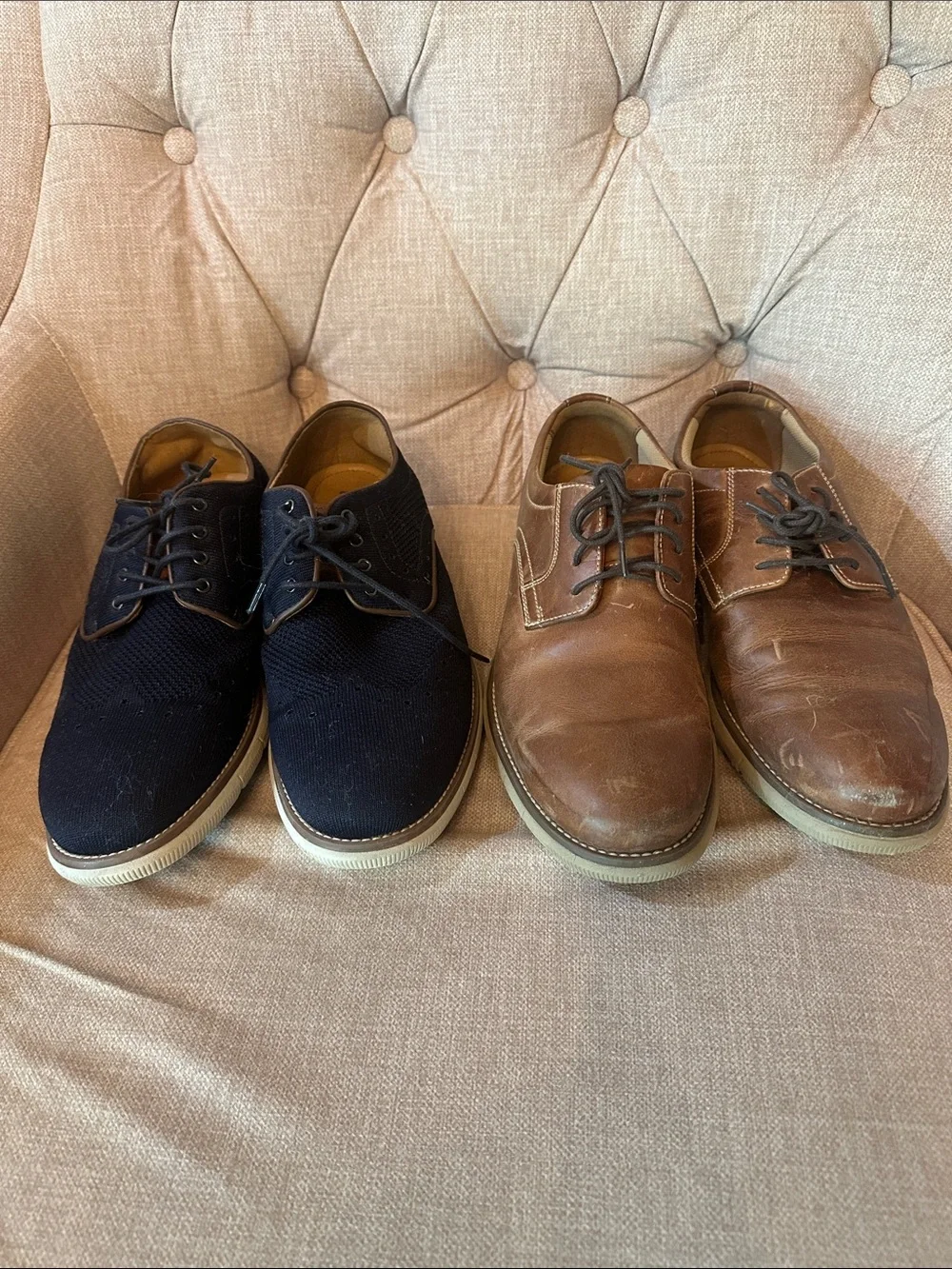 2 pairs of Johnston & Murphy Boys size 7